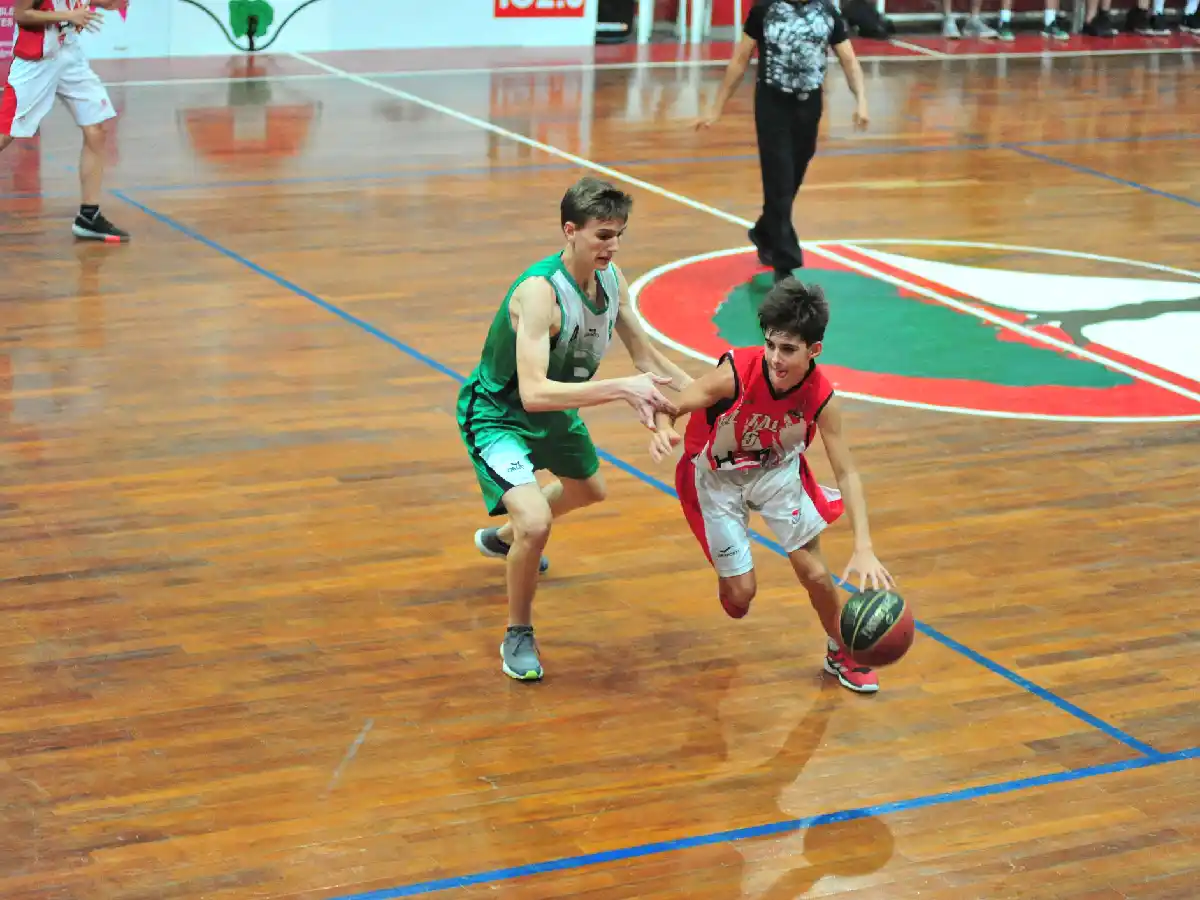 Otra vez salen al parqué