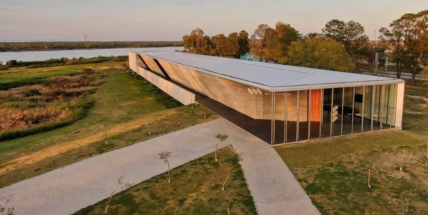 El Museo de la Constitución fue elegido para el acto protocolar. Foto: José Víttori.