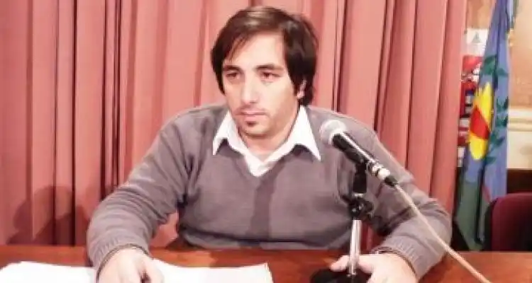 Renunció Martín Pando a la Presidencia del Concejo