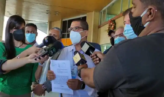 ¡ELIMINAR OBSTÁCULOS! Piden al CNE meterle un ojo al proceso de revocatorio