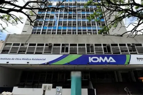 Médicos del interior no atenderán a pacientes de IOMA por retraso en los pagos