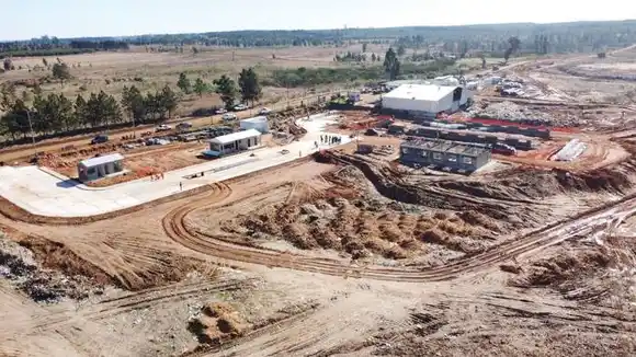 Más del 50 % de avance en la obra de transformación del Campo el Abasto