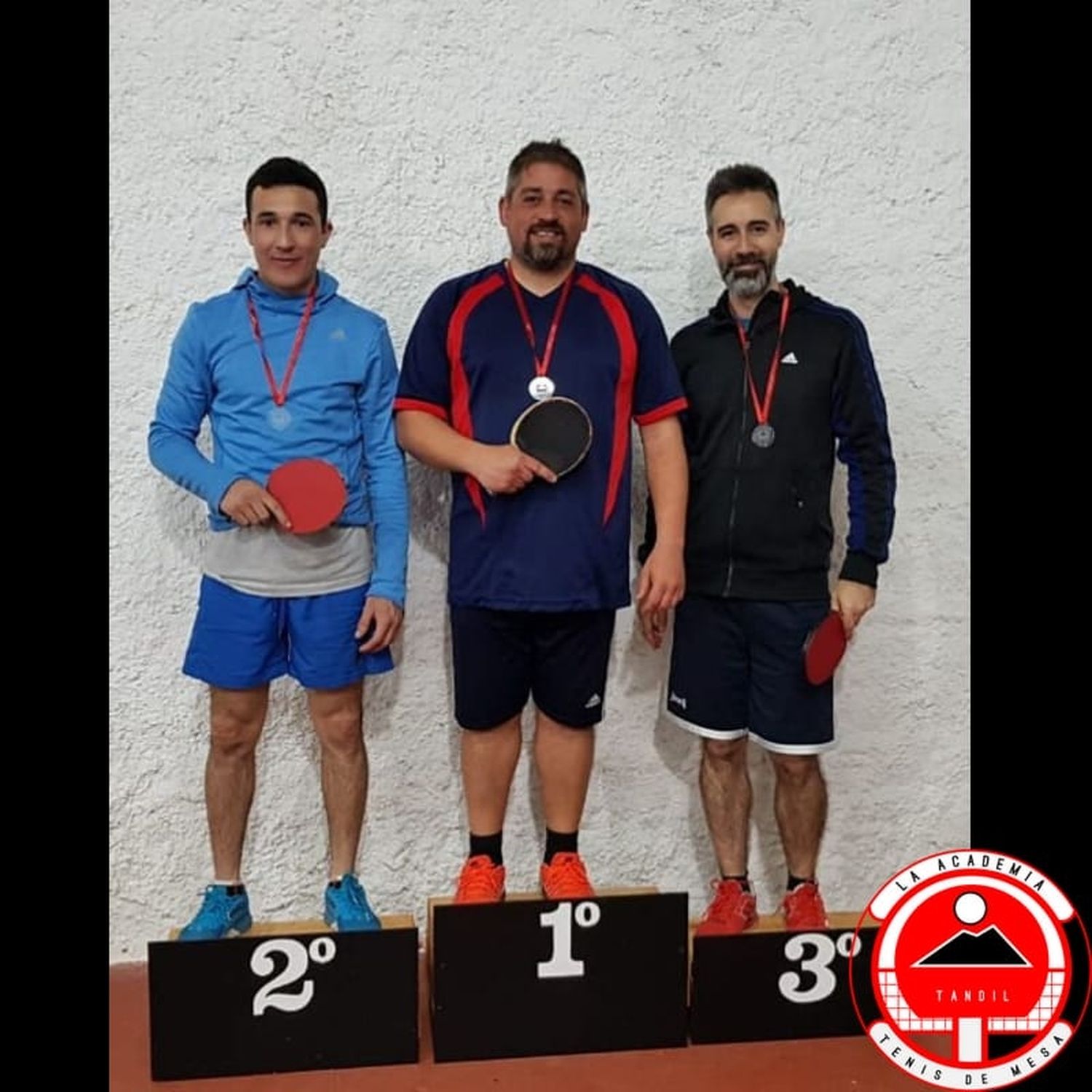 Hubo tenis de mesa en cinco categorías