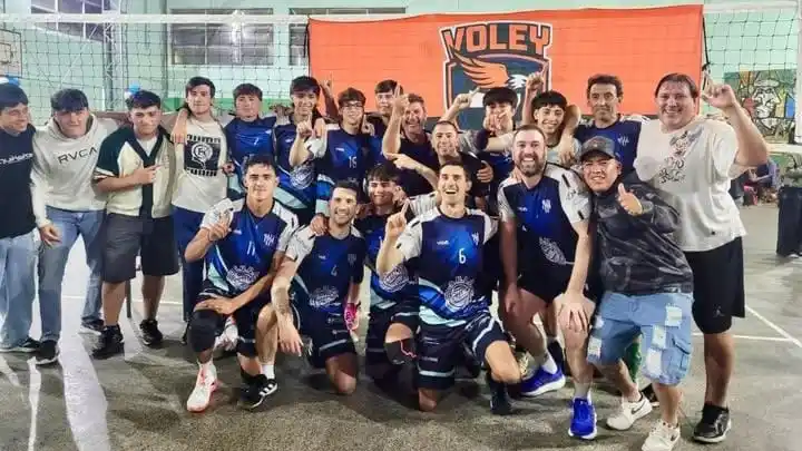 Escuela 7 derrotó a Huracán y levantó el trofeo en la categoría masculina