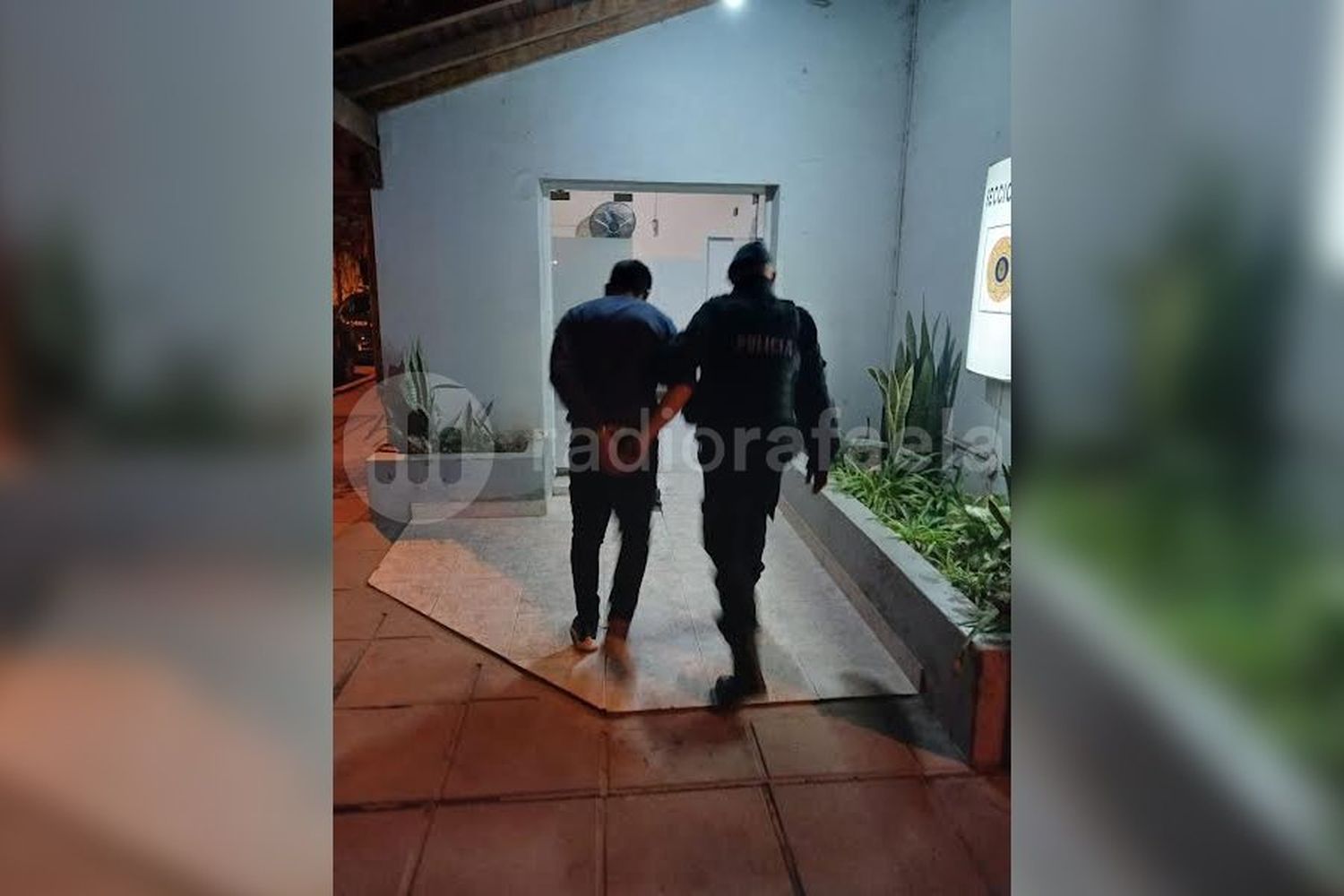 Agresivo y alcoholizado, agredió a su pareja y lesionó a un efectivo policial