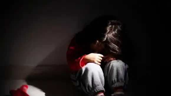 IMPUTAN A ABERRADO que abusó sexualmente de una niña con síndrome de Asperger