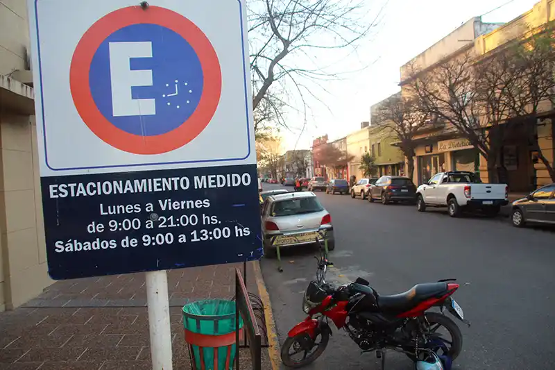 ¿Se cobrará el lunes para estacionar?