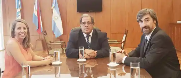 Martín Carbonell recibió a Laura Stratta  y a Ángel Giano