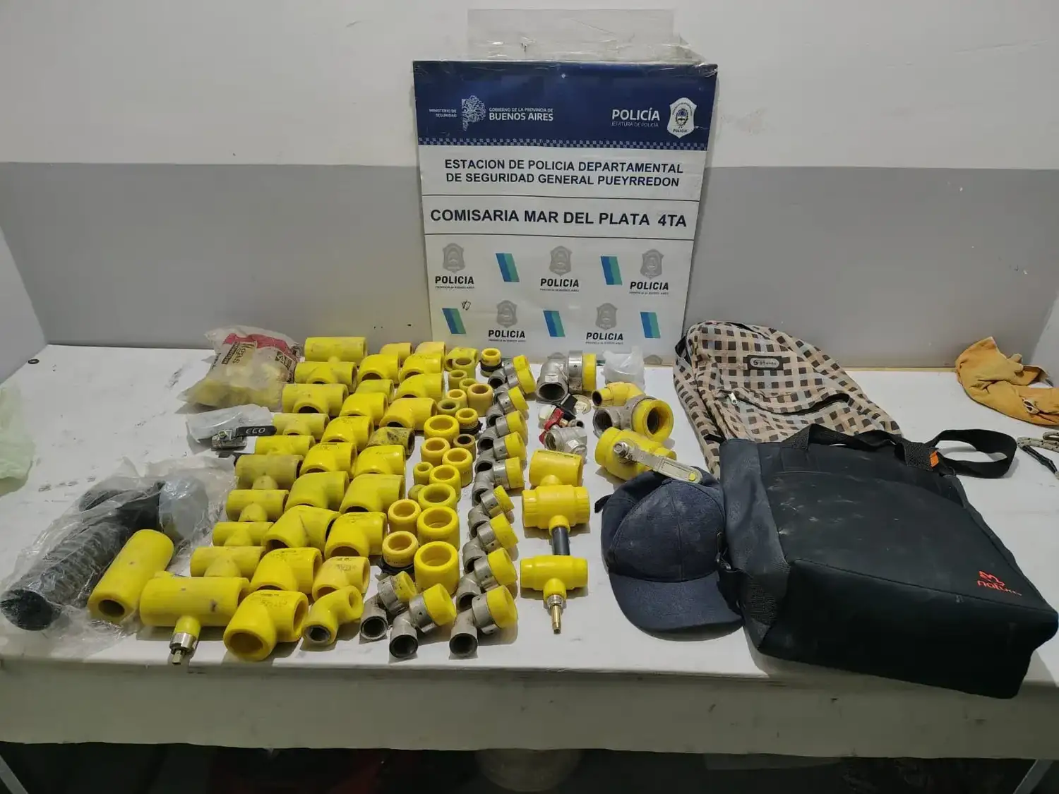 Detuvieron a un hombre acusado de robar materiales de un depósito en el barrio Los Andes