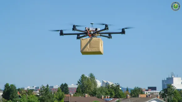 La FAA aprueba el primer sistema de gestión de tráfico aéreo para la entrega de paquetes con drones