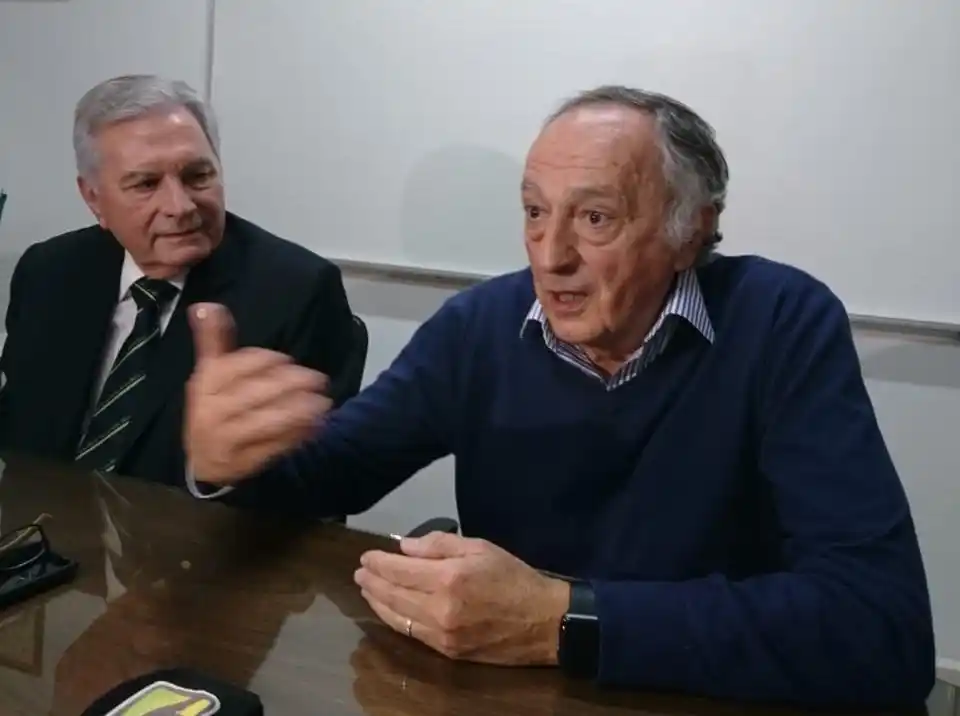 “Hay salidas de empleados por goteo, pero no despidos masivos”, dijo el presidente Unión Industrial Argentina