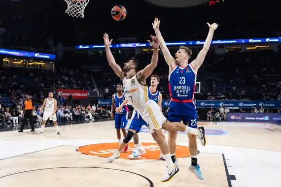Campazzo brilló en la victoria del Real Madrid