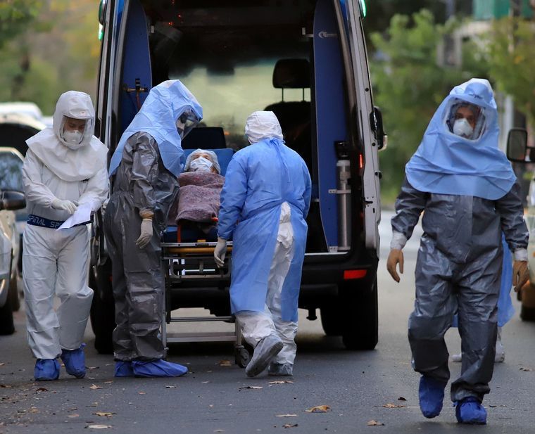 Se registraron 21 muertes y 1208 contagios en las últimas 24 horas