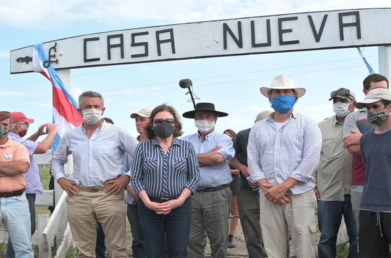 Sebastián Etchevehere: "Los primeros días no teníamos que perturbar a los usurpadores, es como vivir en un mundo al revés"