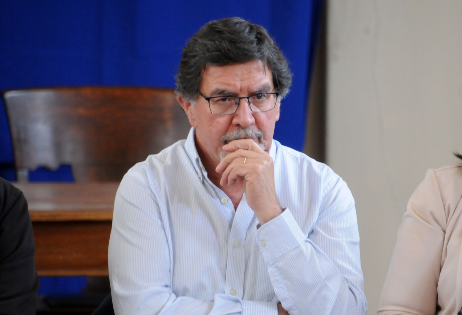 El gobierno bonaerense le respondió a Vidal por cuestionar incorporación de empleados públicos