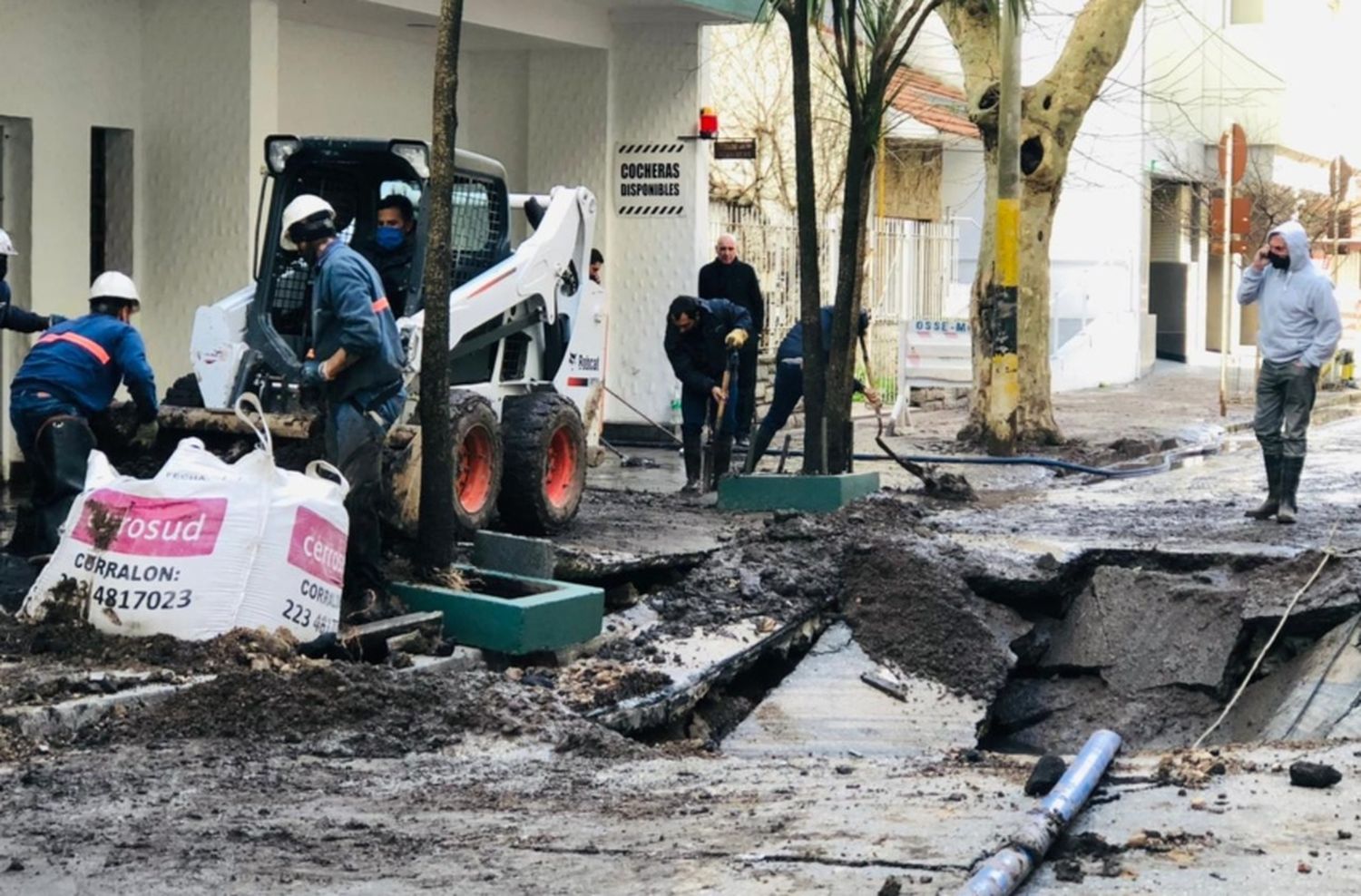 Continúan los trabajos en Falucho y Córdoba y se garantiza la prestación de agua en la zona