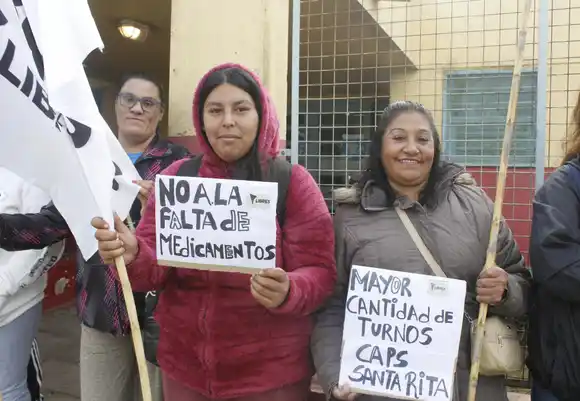 Abrazos solidarios a los CAPS: “Hay mucho de la política partidaria que se termina mezclando”