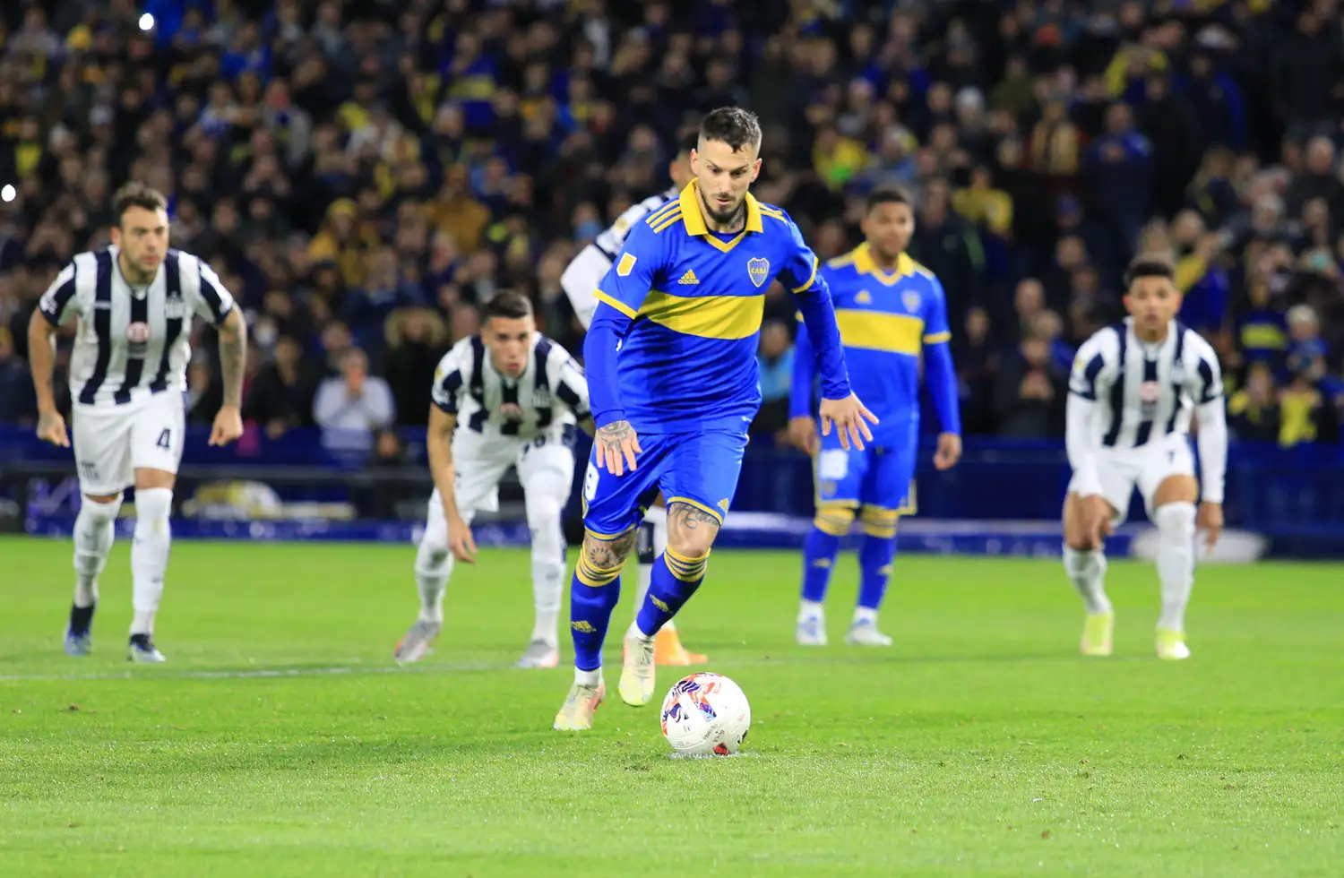 Benedetto, en duda para el domingo.