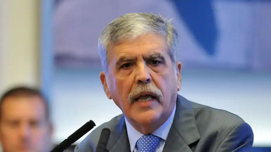 Ni expulsión ni renuncia: Julio De Vido pidió licencia como diputado