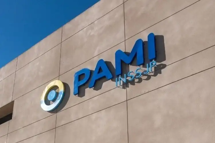 PAMI adeuda más de $1.800 millones al sistema de salud público entrerriano: en que situación está el Hospital Centenario
