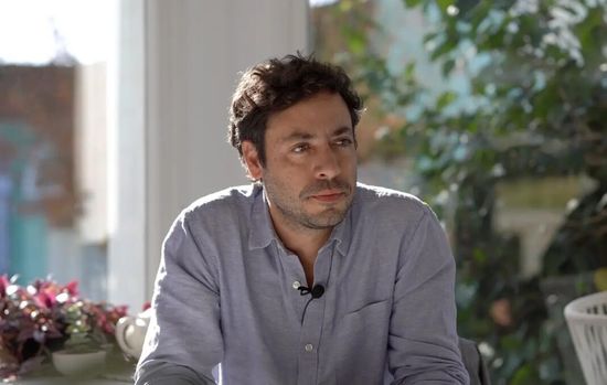 El intendente de Pinamar dijo que 5 de cada 10 contribuyentes están pagando las tasas y pidió un descubierto al banco