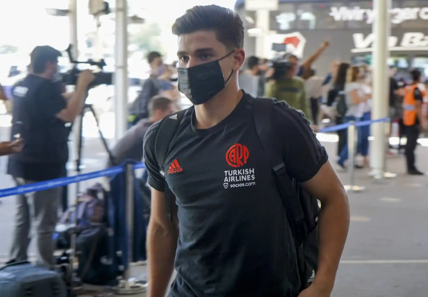 Julián Alvarez, en tránsito hacia Lima.