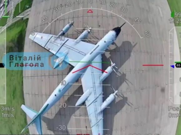 Operación "Telaraña": Ucrania da un golpe quirúrgico al corazón de la aviación estratégica rusa