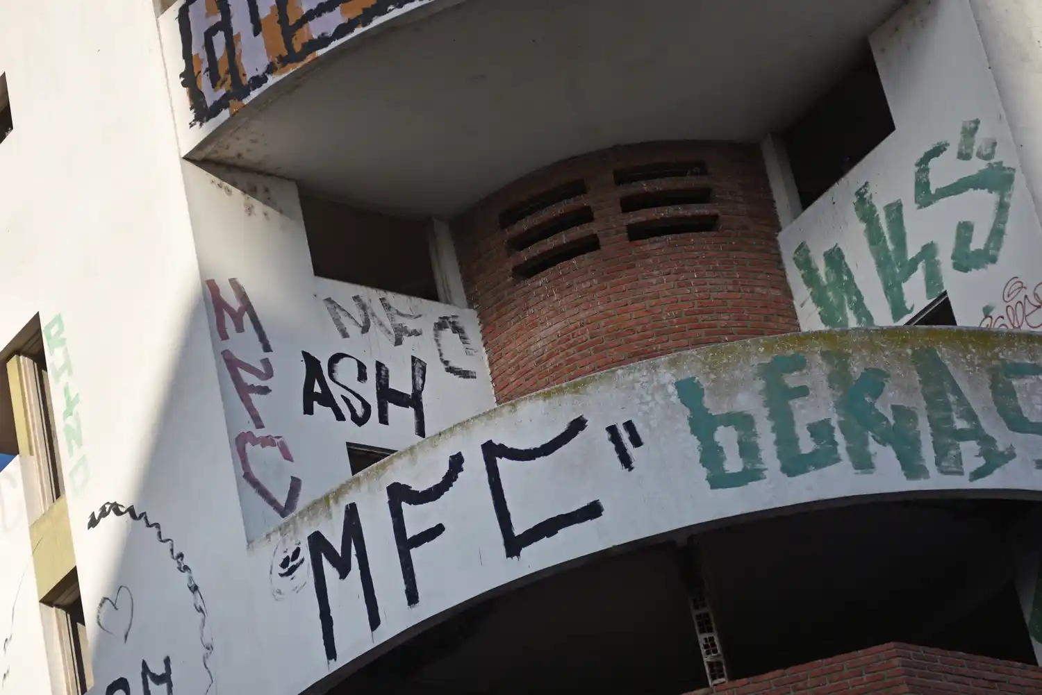 Detuvieron a Mario Bardina por el delito de usurpación