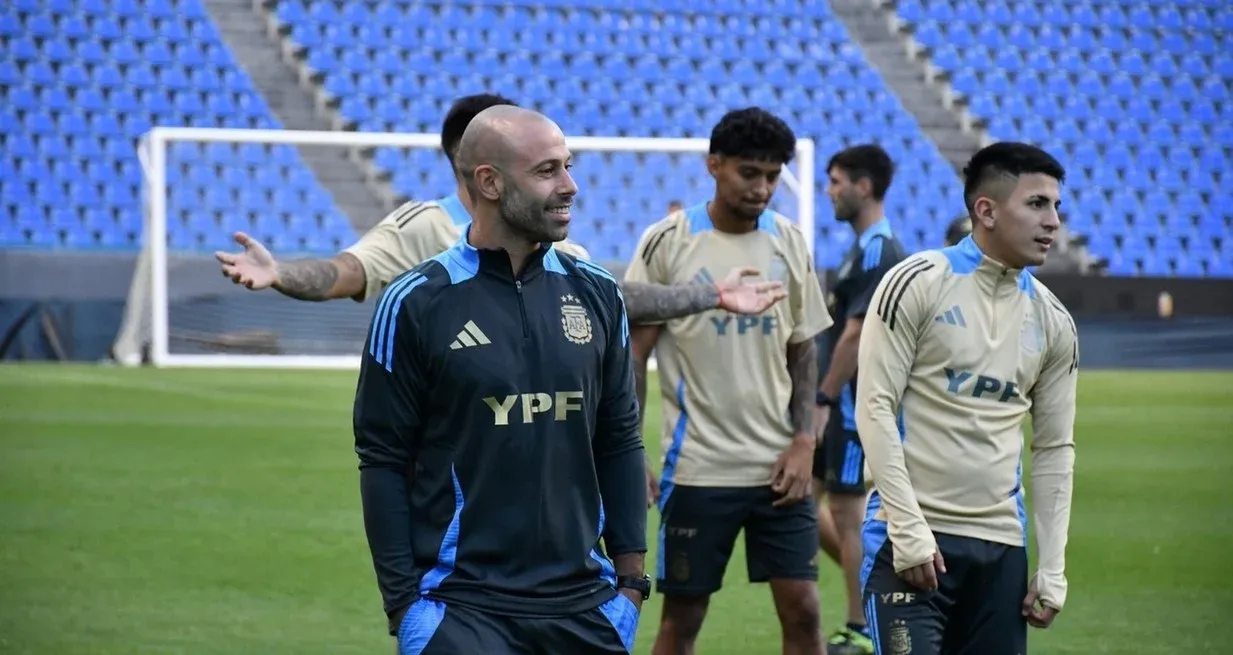 Ya falta poco. Por eso Javier Mascherano está trabajando en los últimos detalles con la selección Sub 23 que participará en los Juegos Olímpicos de París. Gentileza