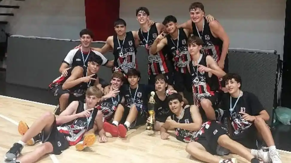 Joaquín Zárate levantó el título de U17 B con Quilmes