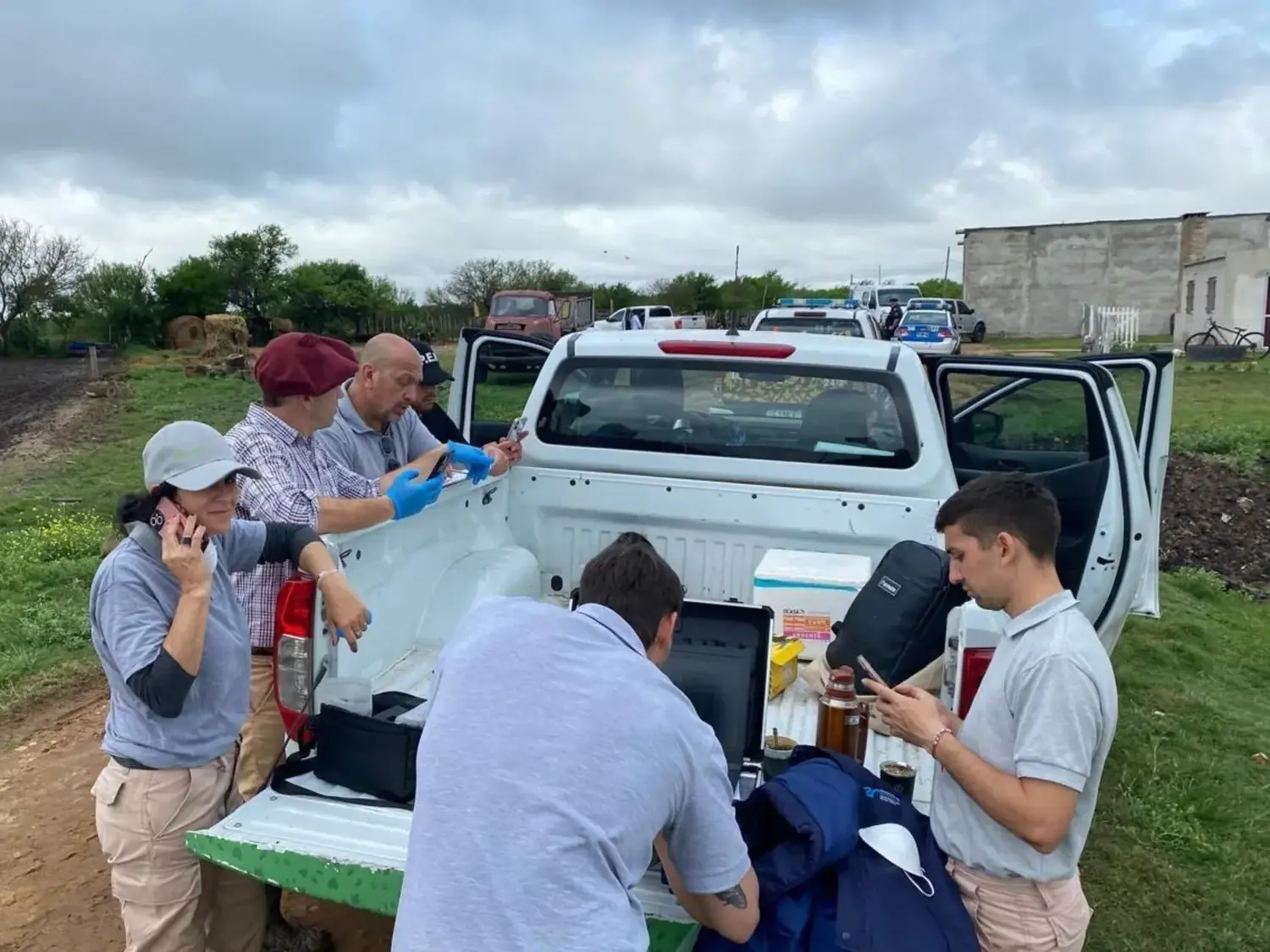 Operativo conjunto permitió detectar graves irregularidades ambientales, sanitarias y de bienestar animal en un predio rural