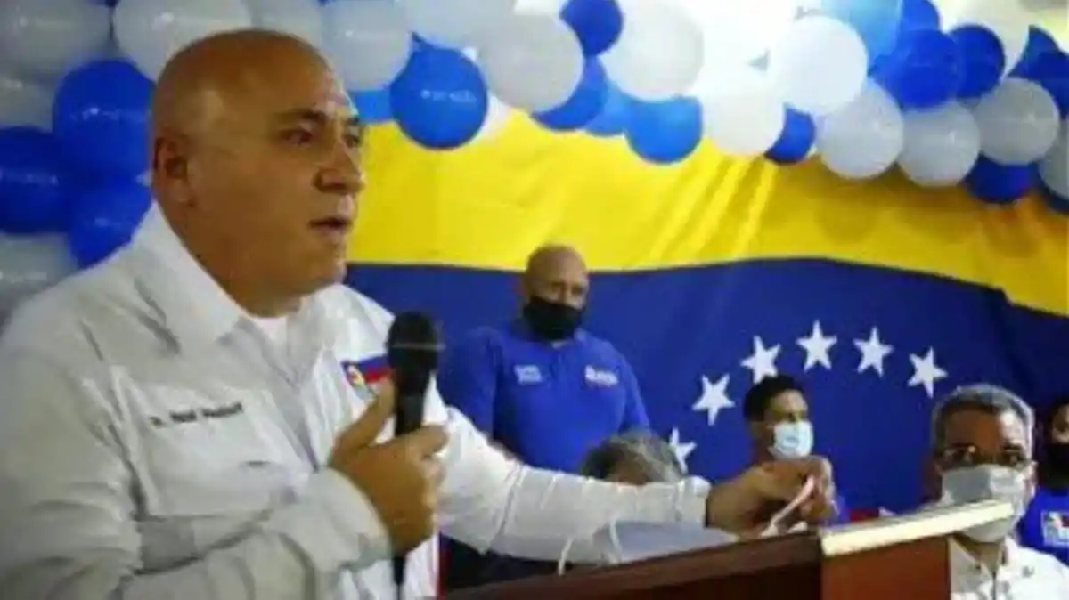 Funcionarios de la PNB detuvieron a alcalde de Cabimas este 10Dic (VIDEOS)