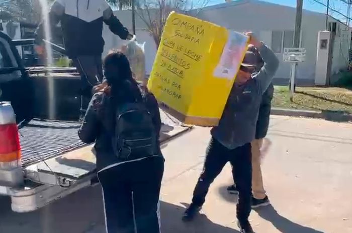 Entrega de ropa copa de leche rellenitos de amor - 3