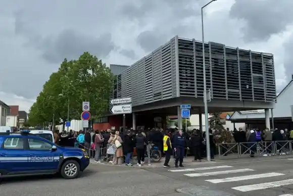 Una nena de 12 años murió de un infarto luego de que apuñalaran a dos compañeras