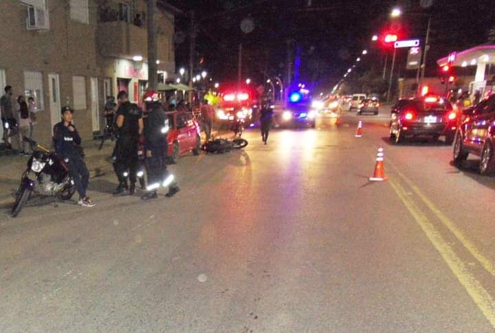 El momento del accidente. Foto: Bomberos Voluntarios de Venado Tuerto