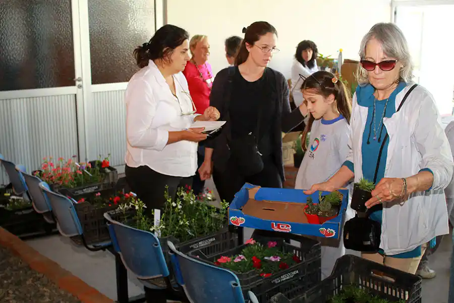 “Trabajamos a beneficio del hospital con mucha alegría”