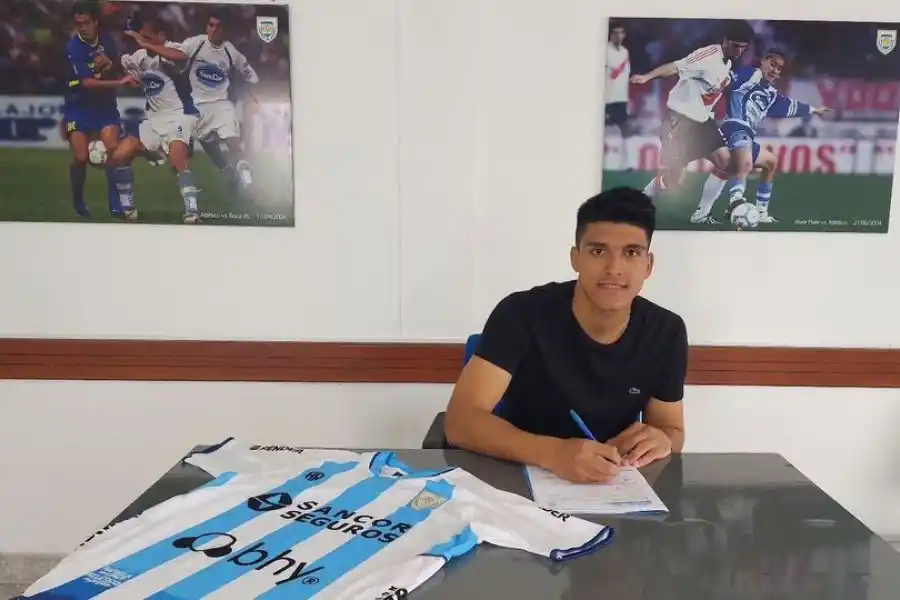 Rosario Central preguntó por Agustín Bravo