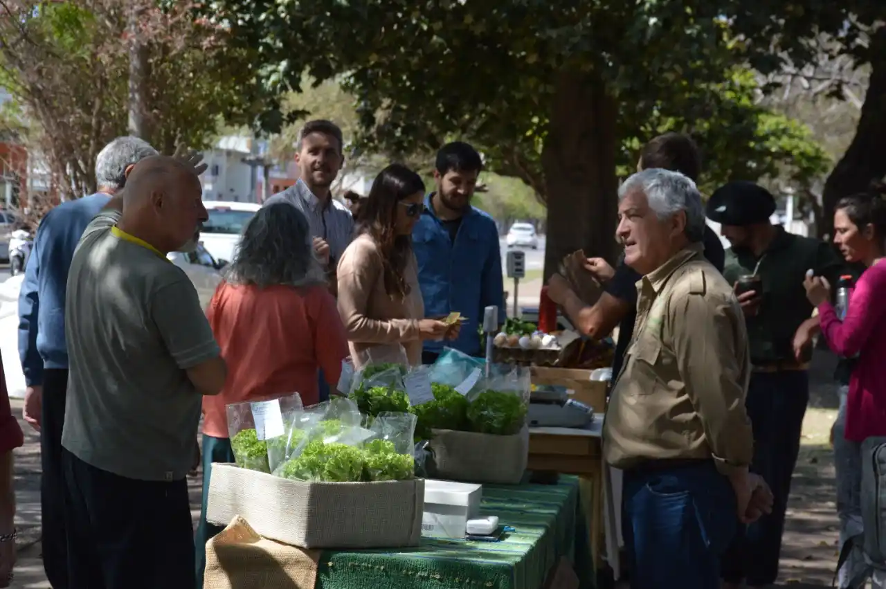 Los huerteros regresan a la plaza Fleming. Foto: MVT