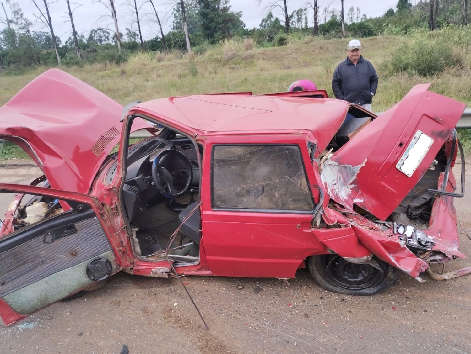 Choque entre camión y automóvil en la autovía Artigas