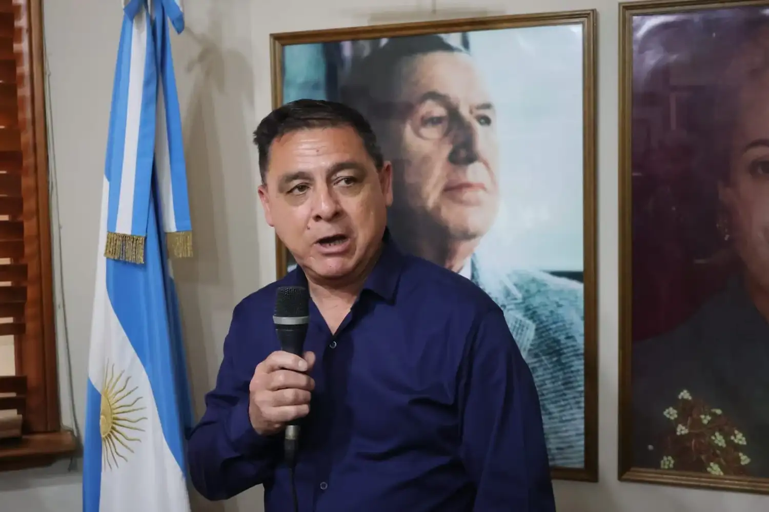 antonela marino y juan carlos agüero jura en el despacho - 2