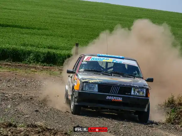 Mar y Sierras: el binomio Varas finaliza hoy su participación en el rally de Mar del Plata