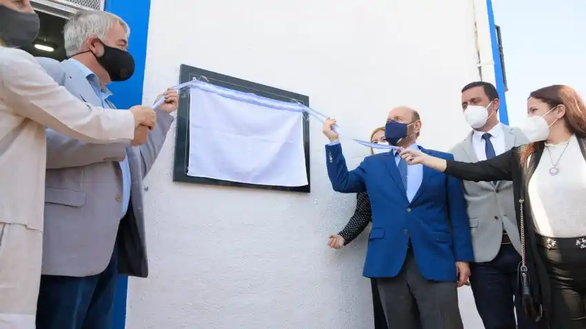 Insfrán anunció que Villa Dos Trece con contará red cloacal y nuevas viviendas