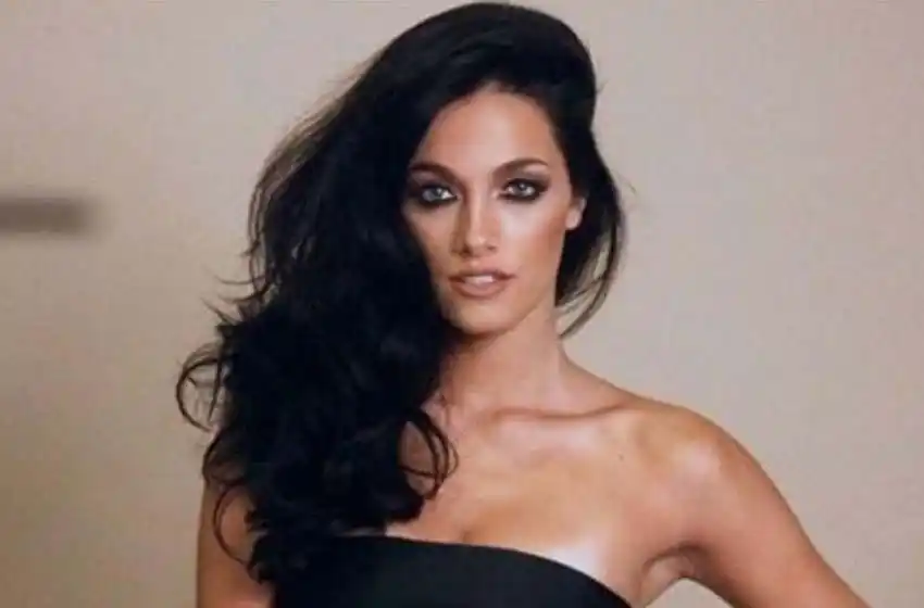 Prendida fuego: el nuevo videoclip de Oriana Sabatini con un desnudo total