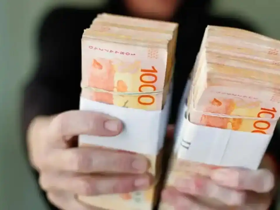 Salarios: se conoció el porcentaje que aumentarán las empresas en 2026