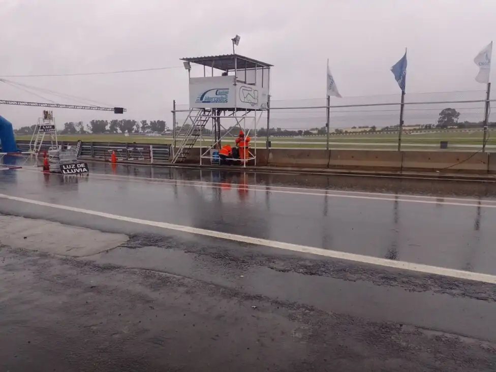 La lluvia frenó la actividad en Marcedes.