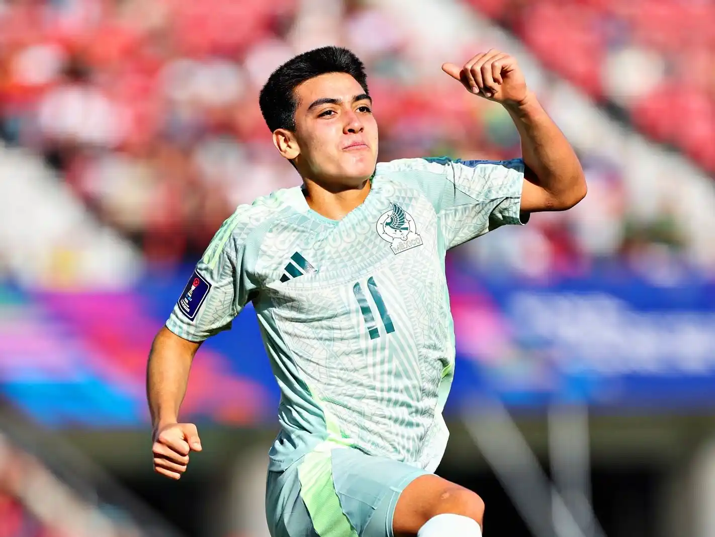 México goleó a Chile