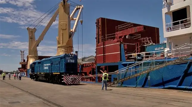 Llegaron dos nuevas locomotoras para el Belgrano Cargas