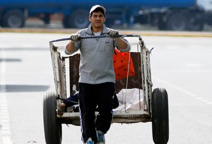 Una familia tipo ya necesita casi medio millón de pesos por mes para no ser pobre
