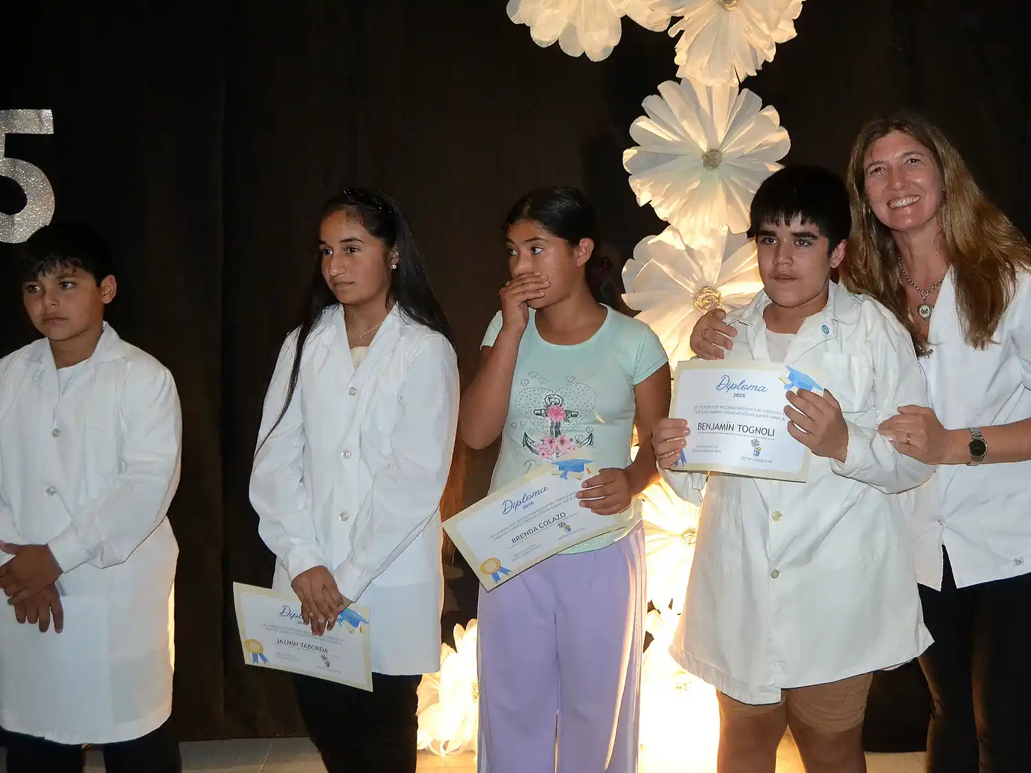 Emotivo acto de egresados y cierre del ciclo lectivo en “Lucecitas”