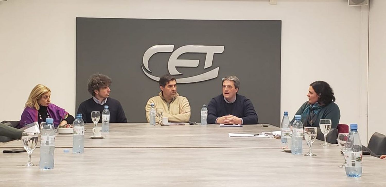 Marcos Nicolini mantuvo un intercambio con autoridades de la Cámara Empresaria